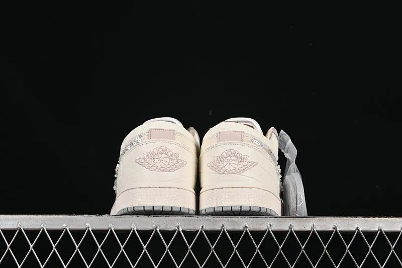 All categories Air Jordan Jordan series basketball shoes Air Jordan 1 Low Air Jordan 1 Low AJ1 Joe 1 flash diamond white crack low-top cultural casual sneakers IH7323-100